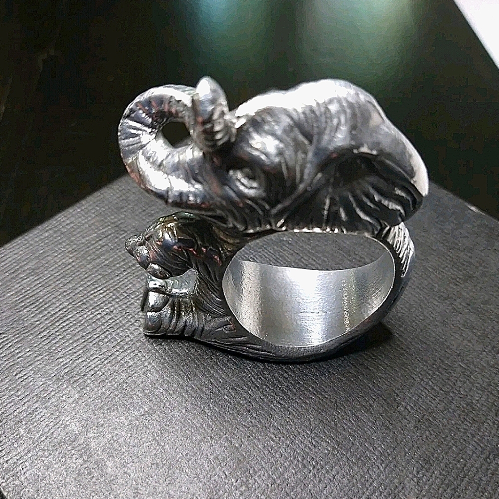 Arthur Court elephant napkin rings